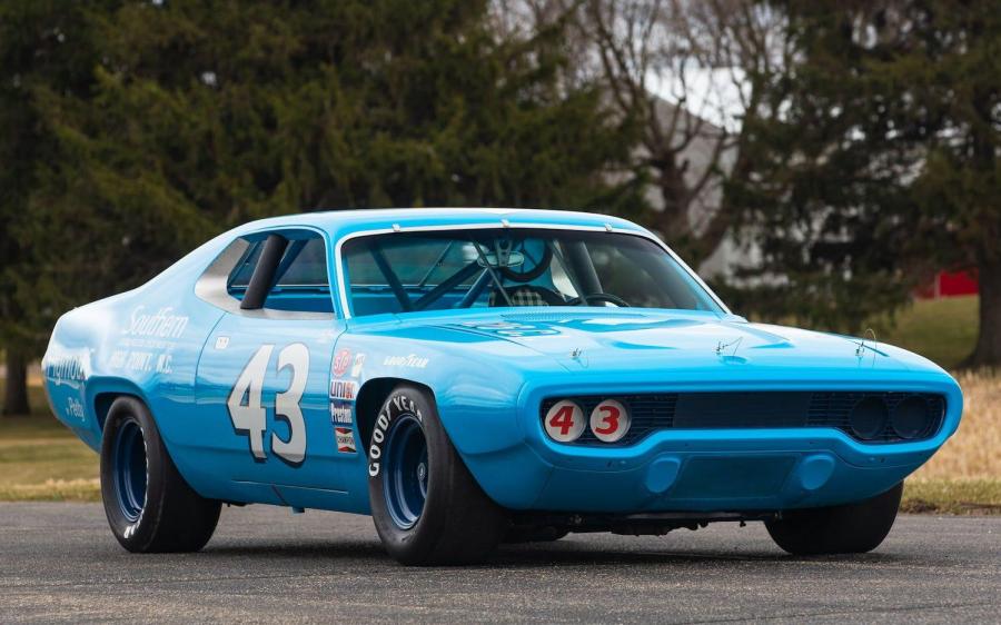 Plymouth Road Runner Richard Petty NASCAR '1971